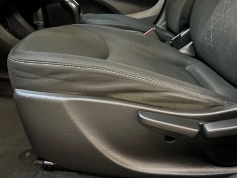 Used 2021 Chevrolet Spark LT image 13