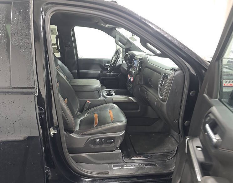 Used 2023 GMC Sierra 2500 AT4 w/ Gooseneck/5TH Wheel Package AWD/4WD image 4