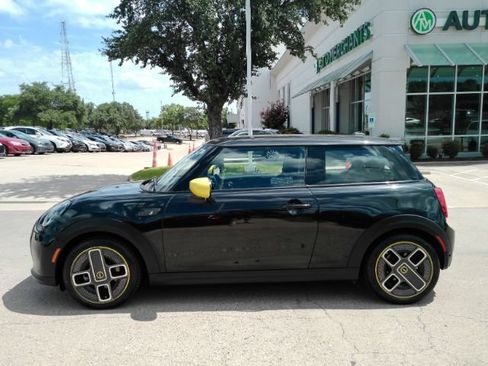 Used 2024 MINI Cooper SE FWD image 14