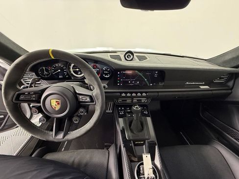 Used 2025 Porsche 911 GT3 RS RWD image 22