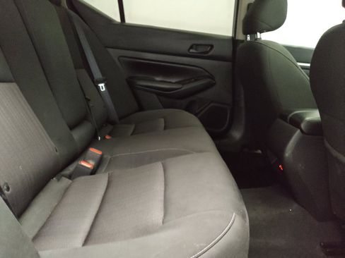 Used 2023 Nissan Altima 2.5 SV w/ SV Premium Package FWD image 19