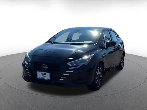 Used 2025 Nissan Versa SV FWD image 6