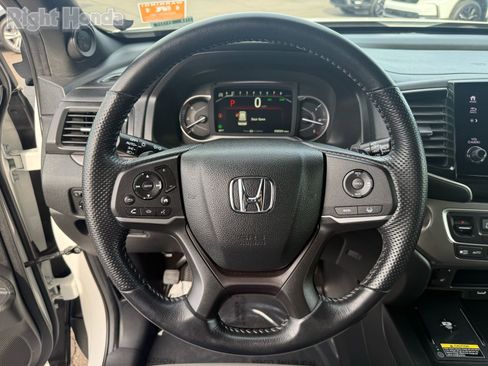 Certified 2024 Honda Passport EX-L image 16