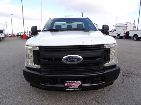 Used 2017 Ford F250 XL w/ Power Equipment Group image 12