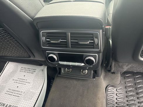 Used 2017 Audi Q7 3.0T Prestige w/ Prestige Package image 25