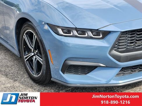 Used 2024 Ford Mustang Coupe RWD image 9