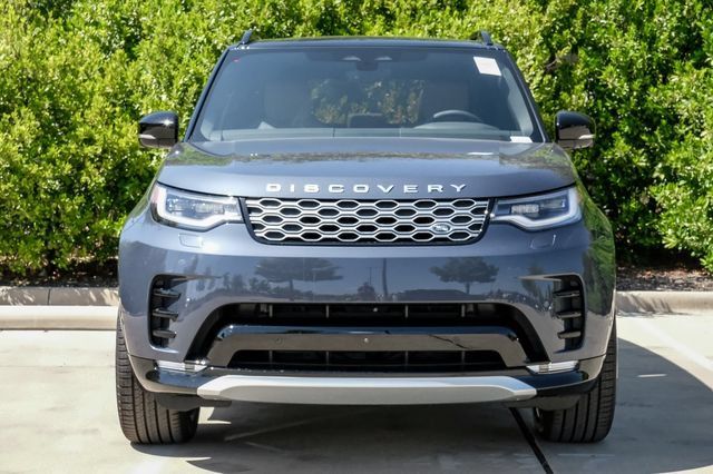 New 2026 Land Rover Discovery Limited Edition AWD/4WD image 6