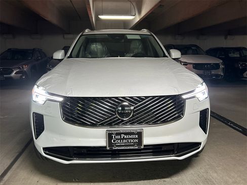 New 2026 Volvo XC90 B6 Ultra image 6