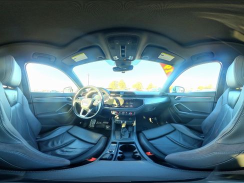 Used 2019 Audi Q3 2.0T Premium Plus image 35