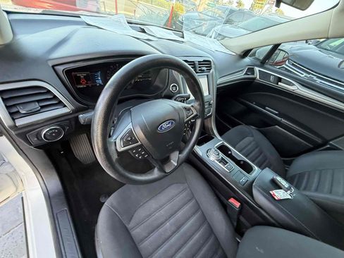 Used 2018 Ford Fusion SE w/ Fusion SE Technology Package FWD image 81
