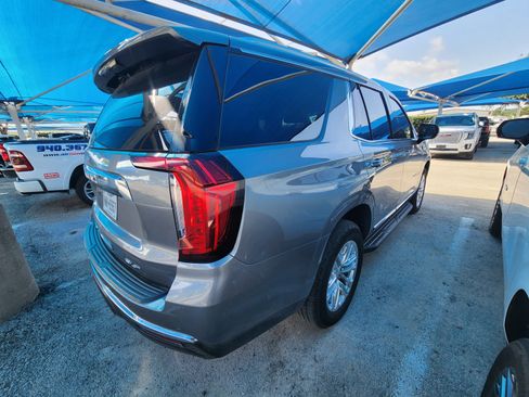Used 2021 GMC Yukon SLT RWD image 4