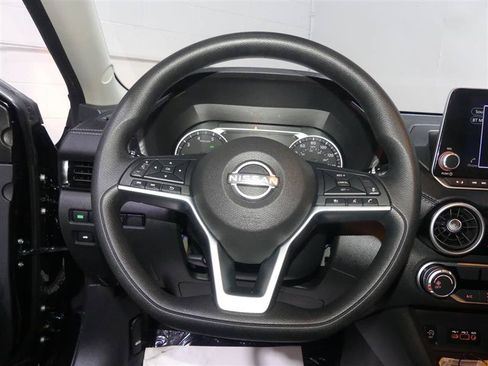 Used 2025 Nissan Sentra SV FWD image 29
