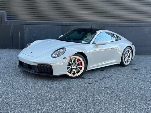 Certified 2026 Porsche 911 Carrera GTS RWD image 6
