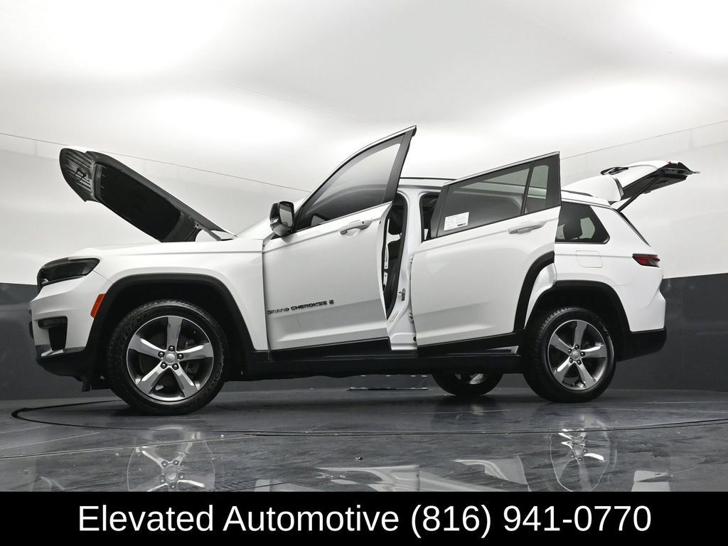 Used 2021 Jeep Grand Cherokee L Limited AWD/4WD image 40
