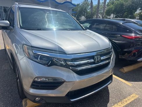 Used 2017 Honda Pilot Elite image 13