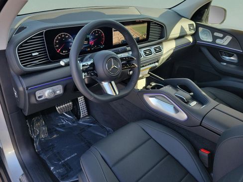 New 2026 Mercedes-Benz GLS 450 4MATIC image 29