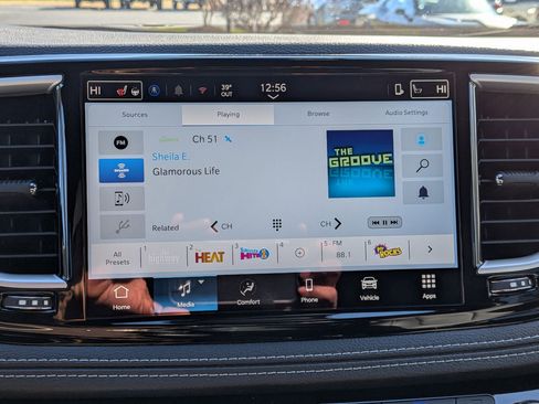 New 2026 Chrysler Pacifica Select image 18