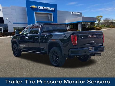 Used 2022 GMC Sierra 2500 Denali w/ Denali Black Diamond Edition AWD/4WD image 25