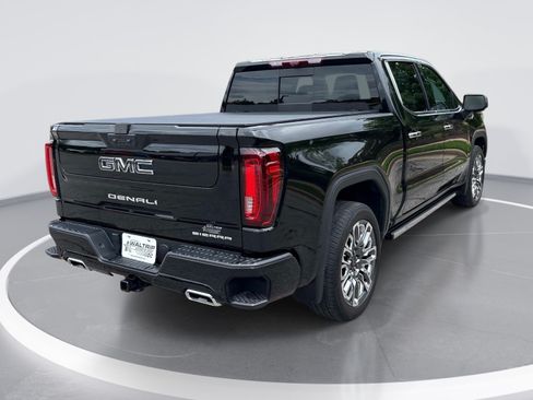 Used 2025 GMC Sierra 1500 Denali Ultimate AWD/4WD image 8