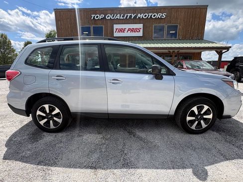 Used 2017 Subaru Forester 2.5i w/ Alloy Wheel Package AWD/4WD image 1