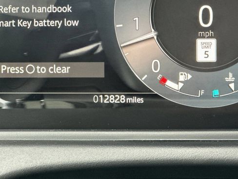 Certified 2025 Land Rover Range Rover Velar S AWD/4WD image 35