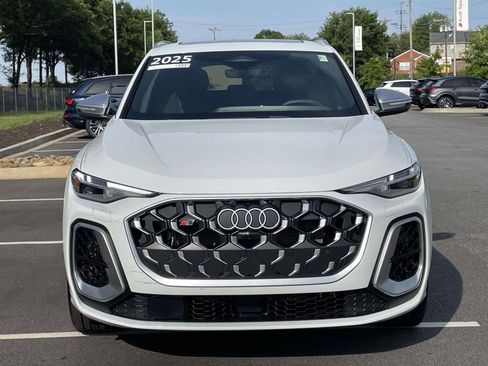 Used 2025 Audi SQ5 Premium Plus AWD/4WD image 2