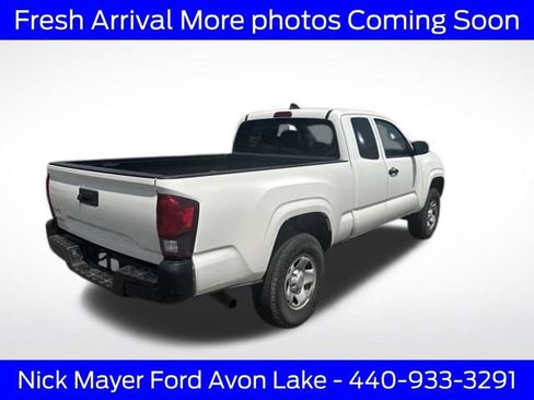 Used 2022 Toyota Tacoma SR AWD/4WD image 4