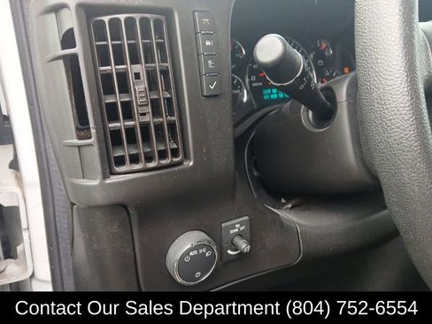 Used 2019 GMC Savana 2500 LS image 12