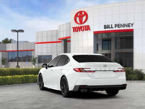 New 2026 Toyota Camry SE FWD image 7
