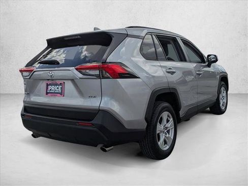 Certified 2020 Toyota RAV4 XLE image 5