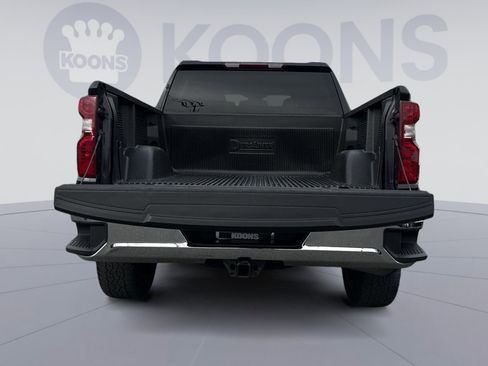 Used 2023 Chevrolet Silverado 1500 LT image 38