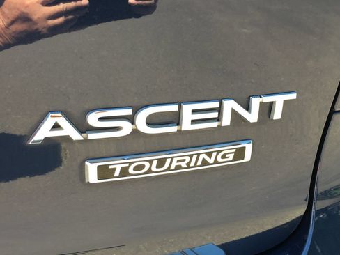Used 2023 Subaru Ascent Touring AWD/4WD image 7