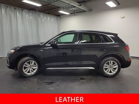 Used 2022 Audi Q5 2.0T Premium w/ Convenience Package image 5