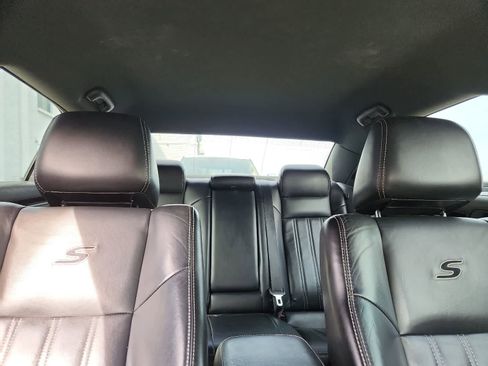 Used 2017 Chrysler 300 S w/ S Model Appearance Package RWD image 19