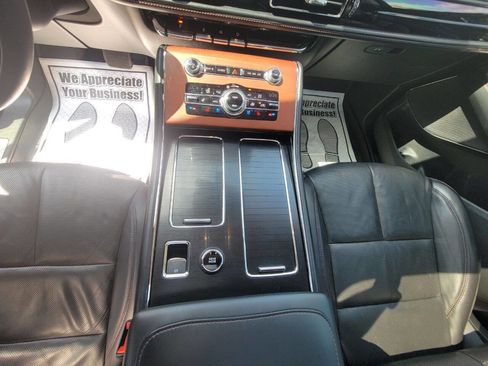 Used 2020 Lincoln Aviator Grand Touring w/ Elements Package Plus image 17