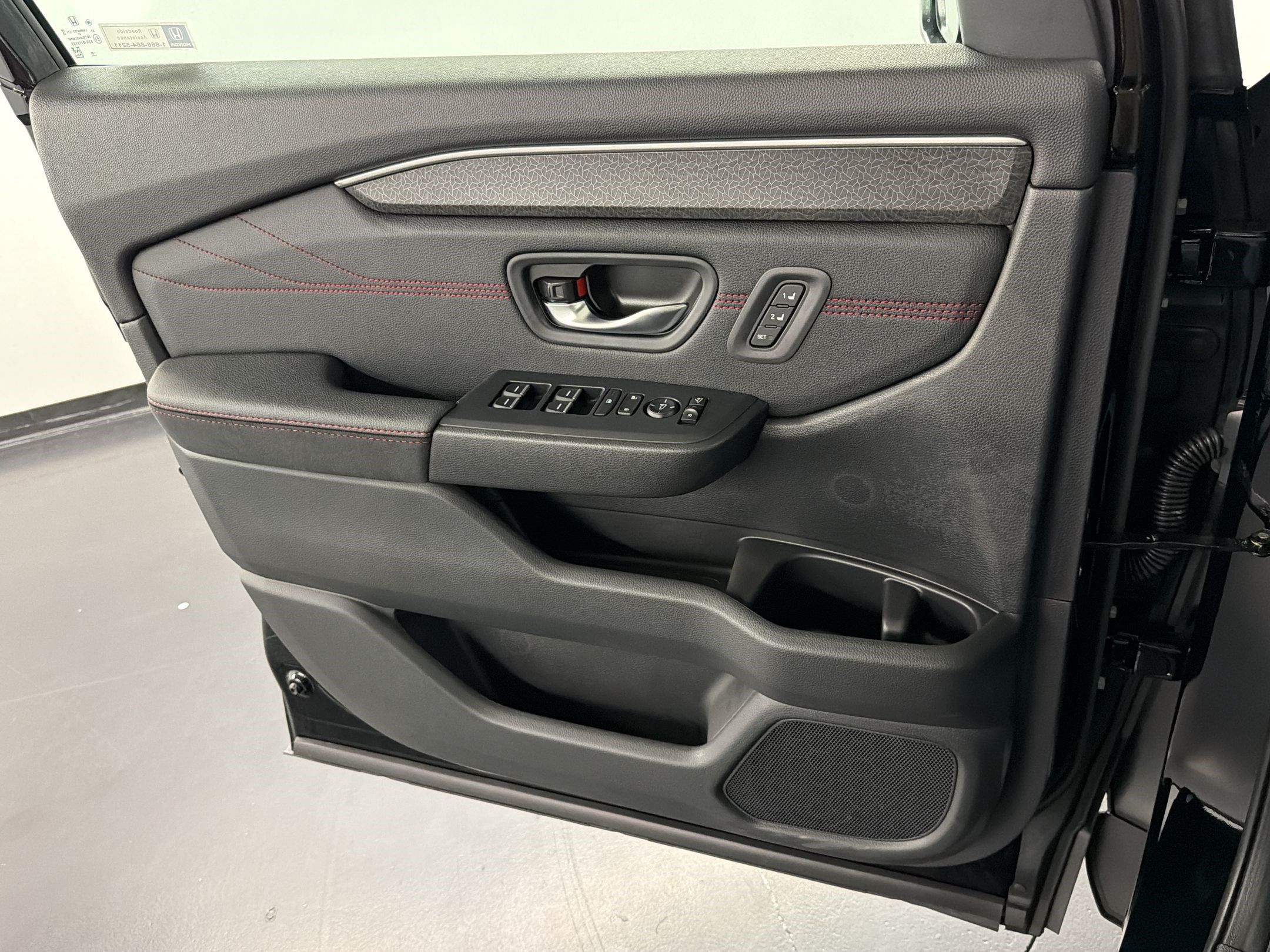 New 2026 Honda Pilot Black Edition image 14