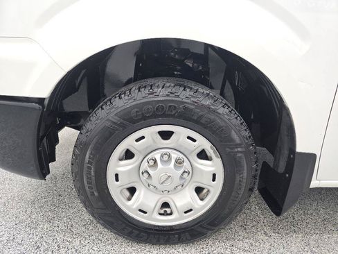Used 2019 Nissan NV 2500 SV RWD image 26