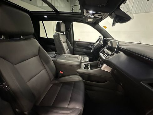 Used 2023 Chevrolet Tahoe LT w/ Luxury Package AWD/4WD image 31