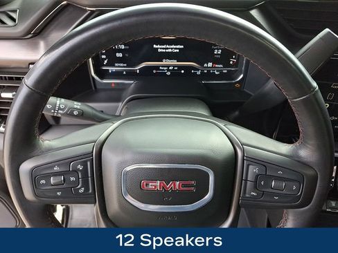 Used 2025 GMC Sierra 2500 AT4X image 4