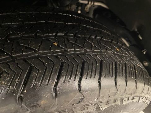 Used 2024 Ford F150 Platinum image 29