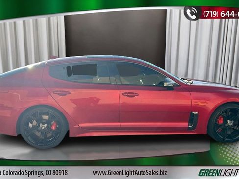 Used 2018 Kia Stinger GT2 image 6