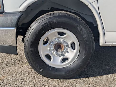 New 2025 GMC Savana 3500 w/ Power Convenience Package image 16