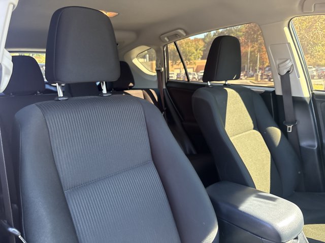 Certified 2017 Toyota RAV4 LE FWD image 28