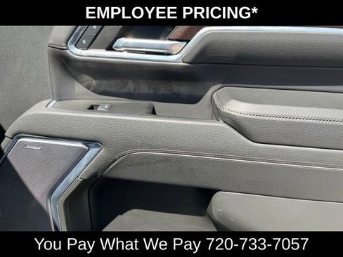 Used 2024 GMC Sierra 2500 Denali w/ Denali Reserve Package AWD/4WD image 24