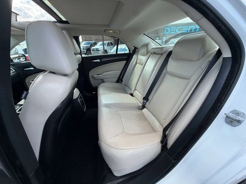 Used 2015 Chrysler 300 C w/ Light Group AWD/4WD image 10