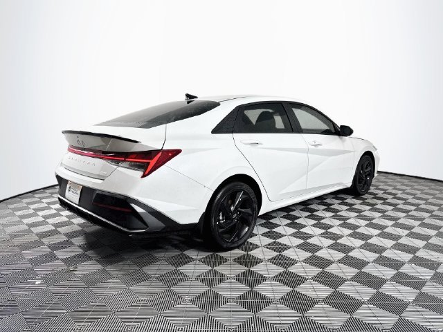 New 2026 Hyundai Elantra SEL FWD image 7