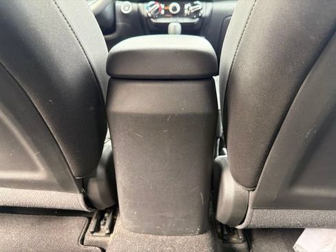 Used 2022 Hyundai Kona SEL FWD image 28