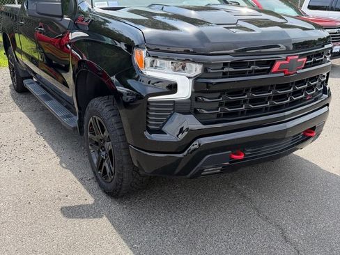 Used 2024 Chevrolet Silverado 1500 LT Trail Boss w/ Convenience Package II AWD/4WD image 1