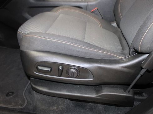 Used 2021 Chevrolet Traverse LT w/ LPO, Cargo Package image 13