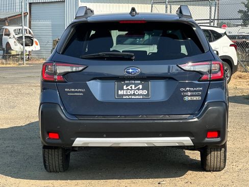 Used 2024 Subaru Outback Touring XT AWD/4WD image 5